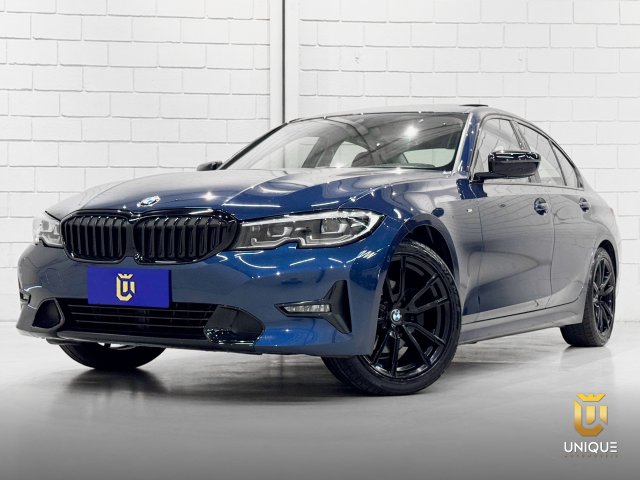 Detalhe do BMW 320i disponível na Unique Automóveis em Indaiatuba