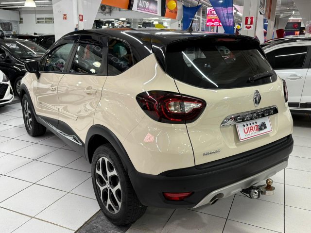 foto principal do veículo Renault Captur   1.6 16V SCE FLEX LIFE X-TRONIC