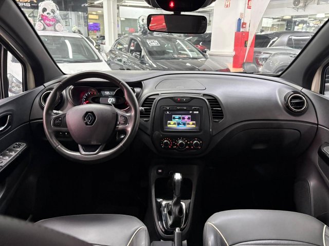 foto principal do veículo Renault Captur   1.6 16V SCE FLEX LIFE X-TRONIC