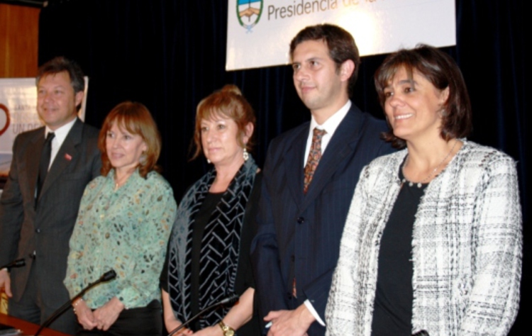 Open uri20150504 35738 1orhyrj?1430779923