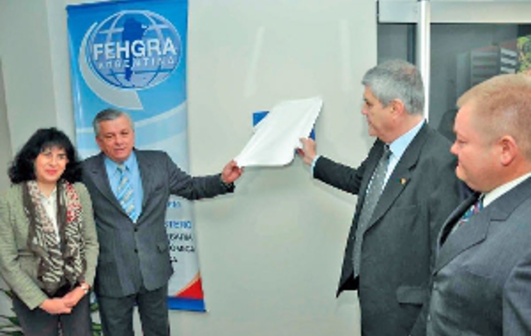 Open uri20150504 35738 1edb6ji?1430780368