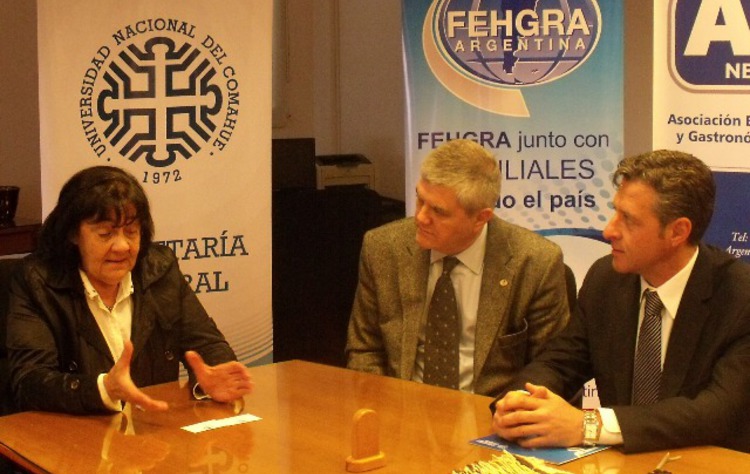 Open uri20150504 35738 1upbxux?1430780701