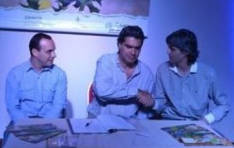 Open uri20150504 35738 jyh1wu?1430781124