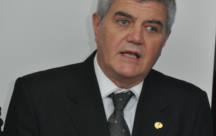 Open uri20150504 35738 10l3o8o?1430782886