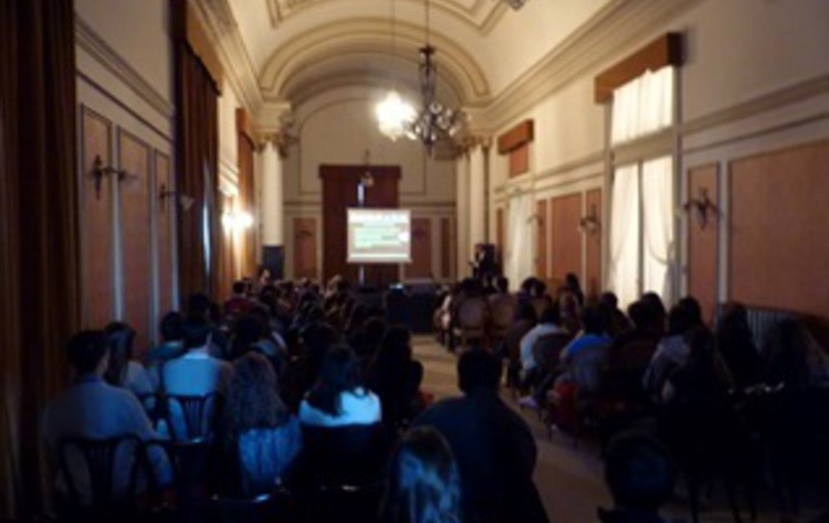 Open uri20150504 35738 76n94?1430782990