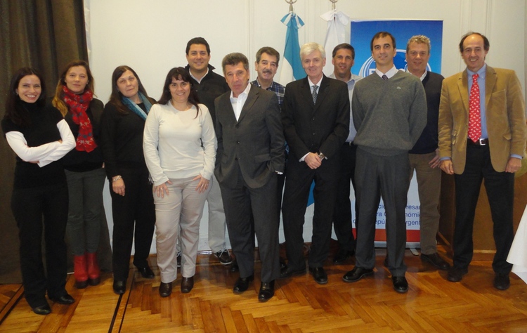 Open uri20150504 35738 1q2ogbu?1430783491