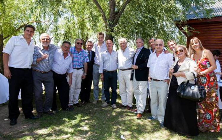 Open uri20150504 35738 1vtypim?1430785444