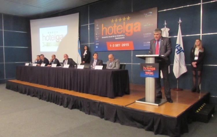 Apertura hotelga