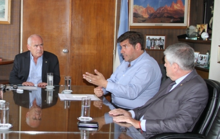 Meyer con fehgra aht faevyt