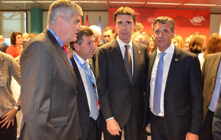 1 fitur 2 soria