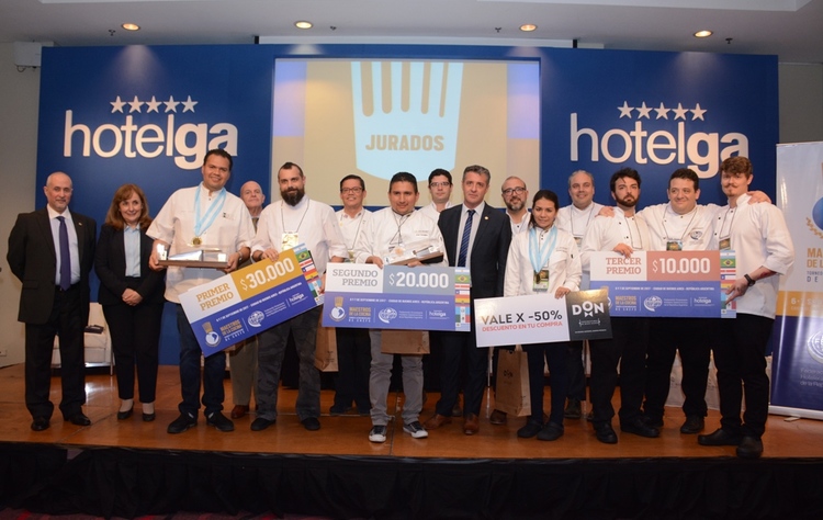 Autoridades de fehgra  ganadores y jurado