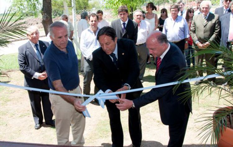 Open uri20150509 52081 1myodqj?1431203380