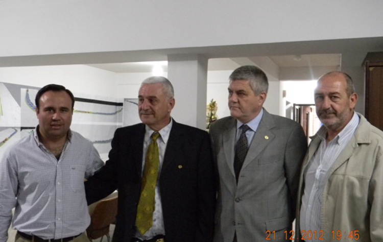 Open uri20150509 52081 1iwb3ga?1431204374