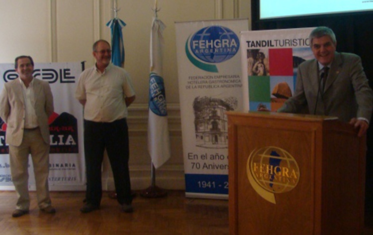 Open uri20150509 57990 cv8t4c?1431209693