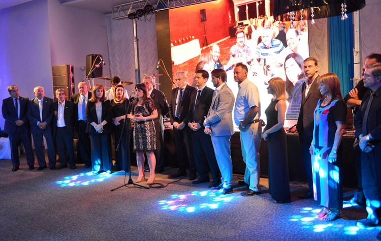 Fehgra con carolina gaillard y dirigentes de la filial paran%c3%a1