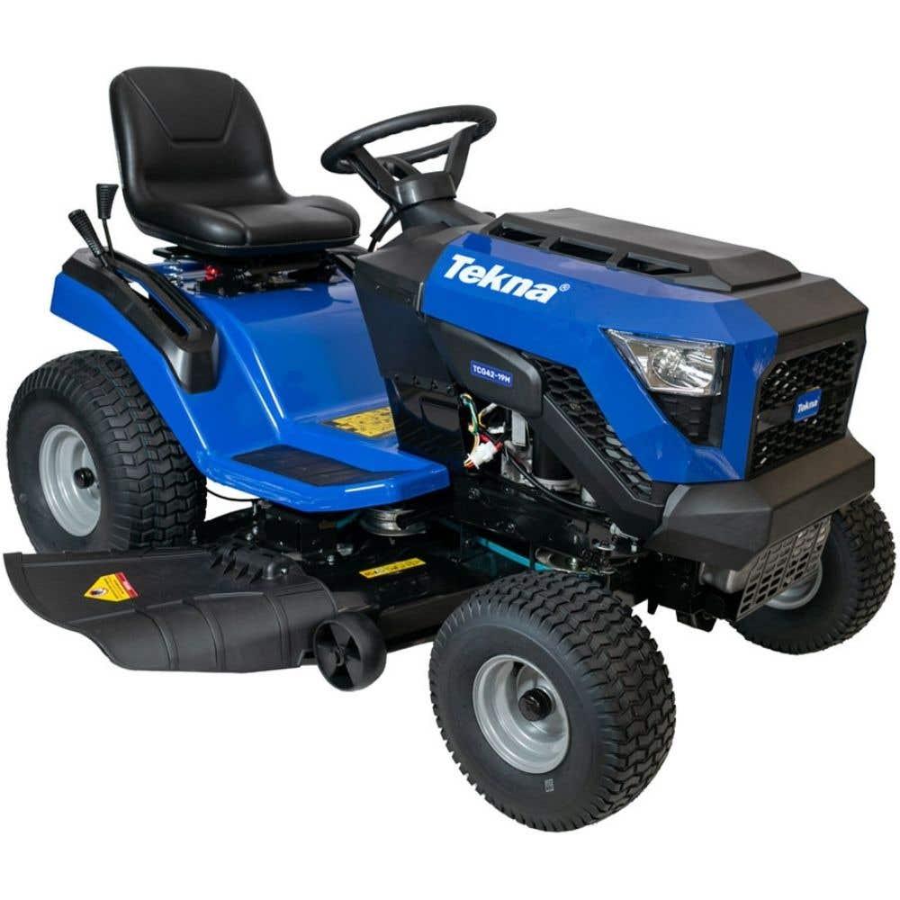 Trator Cortador de Grama Dirigível a Gasolina 19,5 HP Partida Elétrica Corte 107 CM TCG42-19M TEKNA