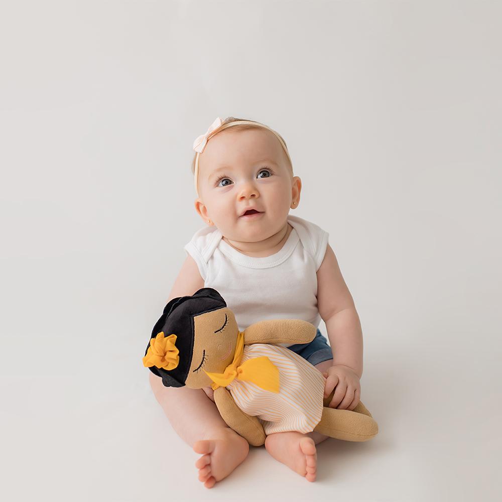 Boneca De Pelúcia 30cm Feminino Pimpolho - AMARELO