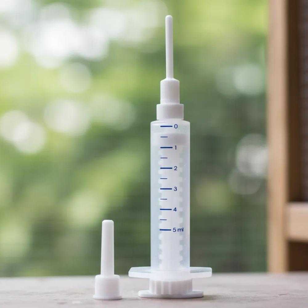 Seringa 5 Ml C/ Regulador Filhotes Pássaros Com Ponteiras 5ml Branco