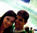 No último dois (dezembro) numa quarta-feira, à noite, no enorme Allianz Parque, em São Paulo, os namorados itapetininganos Maíra de Freitas e Thiago Piedade, no final da “Copa Brasil de Futebol”, vencido pelo Palmeiras frente ao Santos