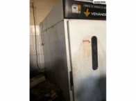 Miniatura 4 de Lote c/ Forno indl- Freezer e Equip. Diversos - Alfenas/MG