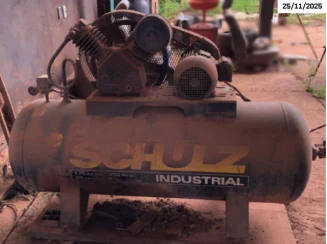 Compressor de Ar industrial - Marca Schutz - Aripuanã/MT