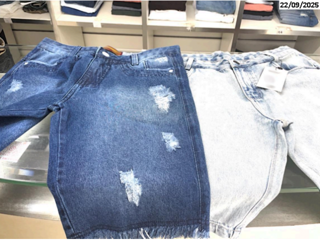 Lote c/ bermudas, camisas e camisetas - Simões Filho/BA