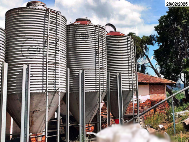 Silos -Estruturas metálicas - Vagão VFR800 - Pirassununga/SP