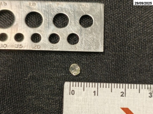 Diamante, com massa de: 0,583 ct - Ji-Paraná/RO