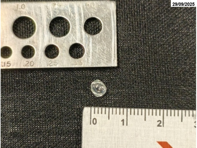 Diamante, com massa de: 0,677 ct - Ji-Paraná/RO