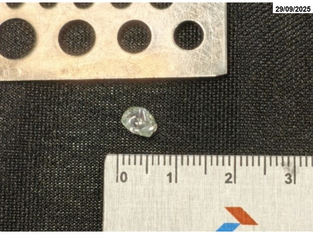 Diamante c/ massa de: 1,155 ct - Ji-Paraná/RO
