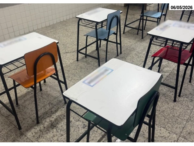 Mesinhas escolares c/ cadeiras - Goiânia/GO