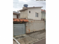 Edificação 2 pavs - 193m² - Terreno - 139,55m² - Curitiba/PR, localizado em Curitiba - PR
