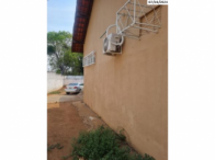 Edificação c/ 354,55m² com edícula e piscina – Cuiabá/MT, localizado em Cuiabá - MT