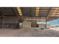 Barracões e casas - Rod. Federal BR 282 Km 522, localizado em Xaxim - SC