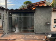 Casa - Terreno c/ 75m² - Paranaíba/MS, localizado em Paranaíba - MS