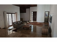 Brasília/DF - Casa - Terreno c/ 1.875,00m², localizado em Brasília - DF