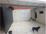 Casa - Terreno c/ 256m² - Formosa/GO, localizado em Formosa - GO, bairro Formosinha