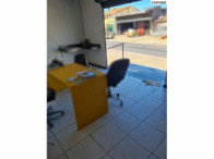 Galpão e Loja - Terreno - 350m² - Brasília/DF, localizado em Brasília - DF, bairro Setor Industrial de Taguatinga