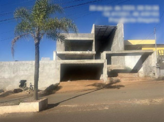 Casa • Presidente Olegario/MG