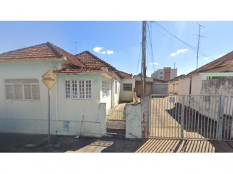 Casa e Barracão - Franca/SP