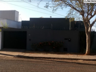 Três Casas c/ 256,58m² - Terreno c/ 342,62m² - Jataí/GO