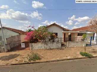 Casa antiga c/ 72,05m² - Terreno c/ 476,30m² - Catanduva/SP