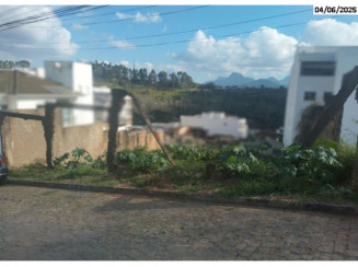 Terreno • Manhuaçu/MG