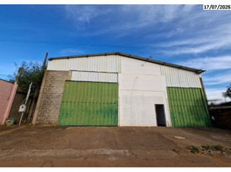 Galpão - Terreno 1.302m² - lporá/GO