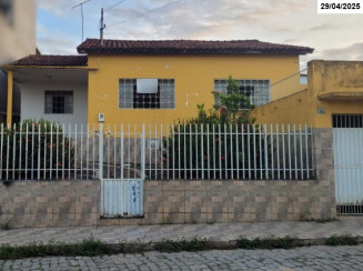 Casa • Almenara/MG