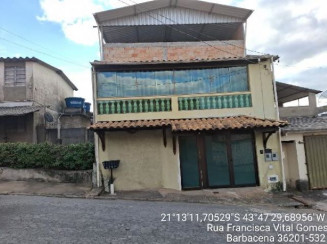 Casa • Barbacena/MG