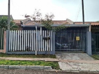 Casa • Fazenda Rio Grande/PR