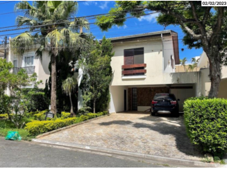 Casa c/ 281m² - Terreno c/ 374,57m² - Santana de Parnaíba/SP
