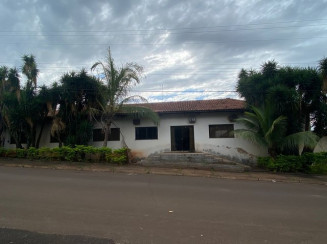 Edificação - 579,56m² - Terreno - 3.720m² - Barra Bonita/SP