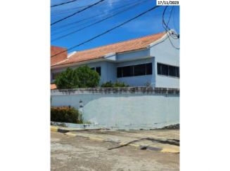 Casa • Camaçari/BA
